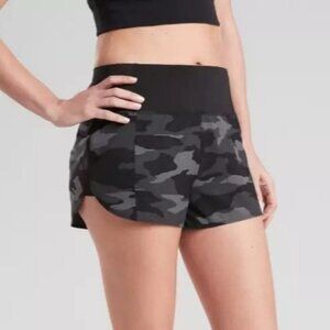 Athleta Womens Camo Running Activewear Athletic Shorts Lined‎ Zip Pocket XS
